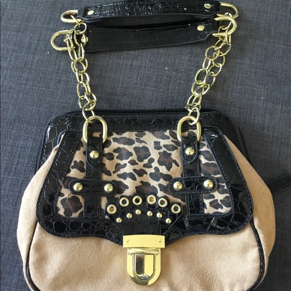 mark. Purse